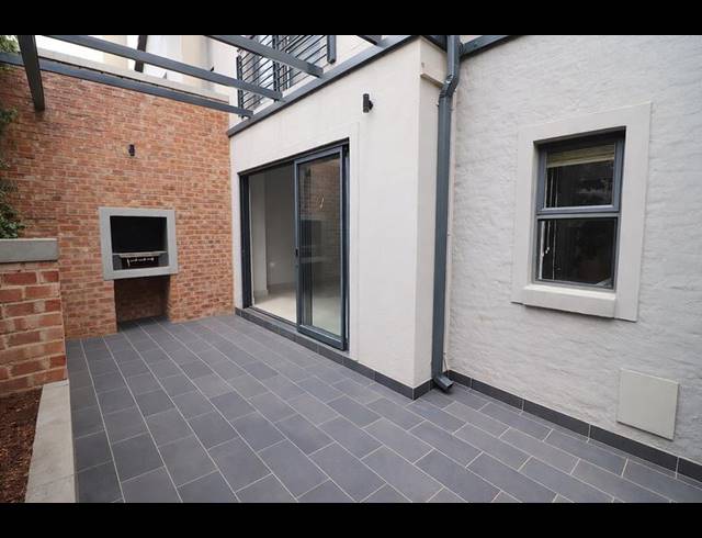 2 BEDROOM PROPERTY TO RENT IN BROOKLYN